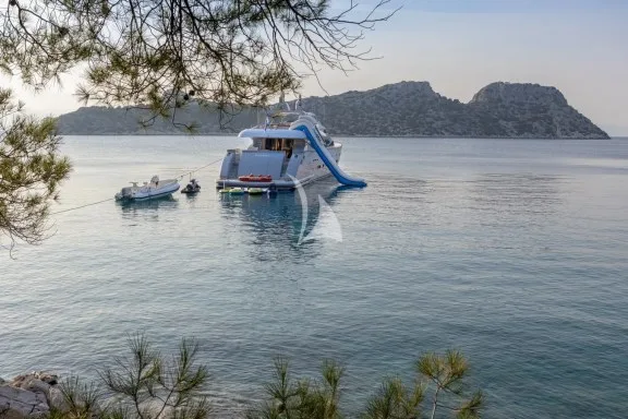 Image of GLAROS yacht #47