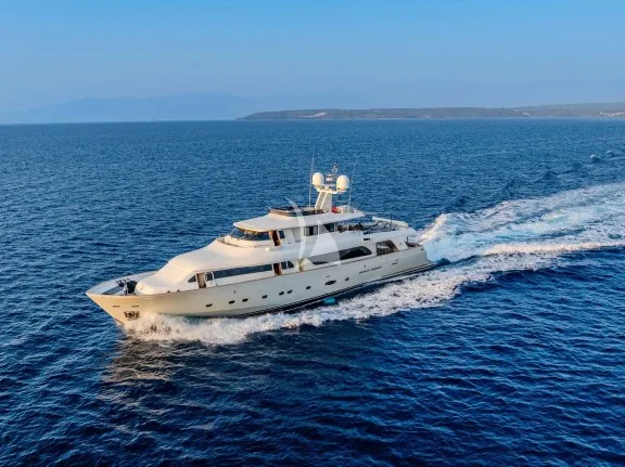 Image of KLOBUK yacht #4