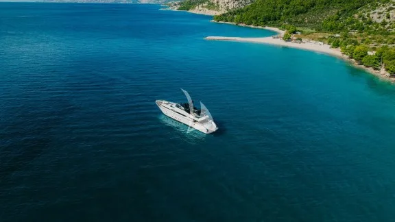 Image of Cynthia yacht #12