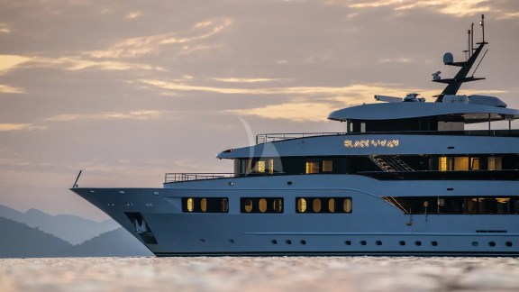 Image of BLACK SWAN yacht #2