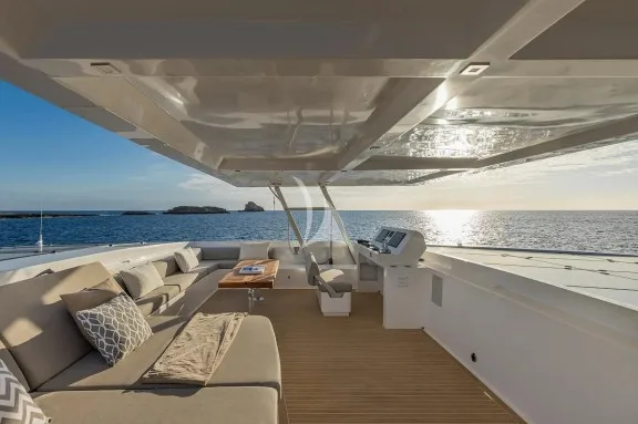 Flybridge