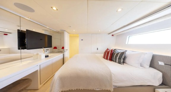 Image of ZULU 3 yacht #24