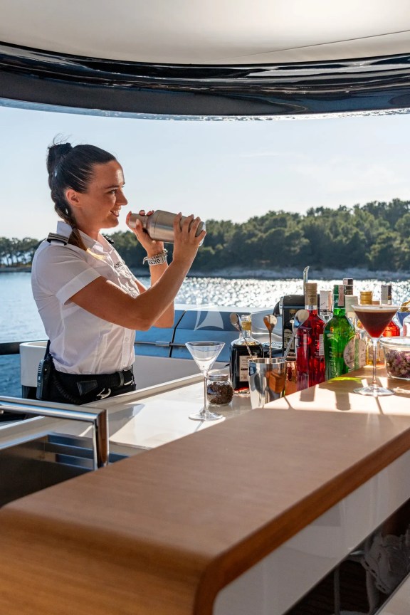 Sun deck bar