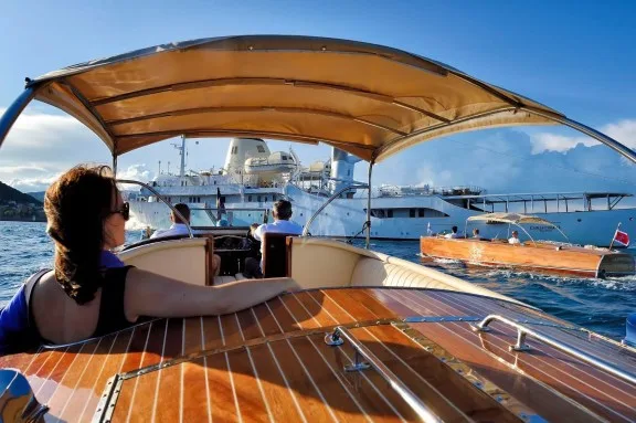Image of CHRISTINA O yacht #9
