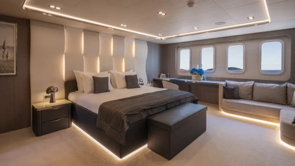 Full beam Masert cabin I