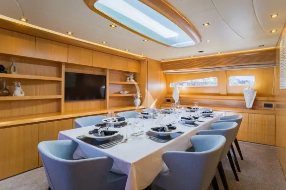 Image of Cynthia yacht #41