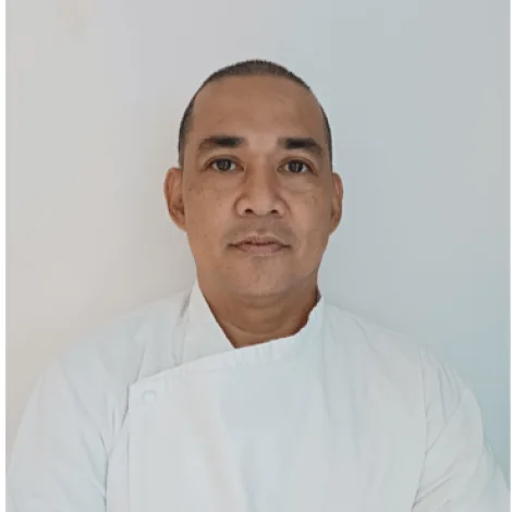 Crew of CHRISTINA O|Joseph MADAMBA — Chef