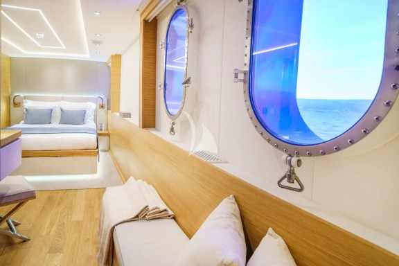 Double Cabin