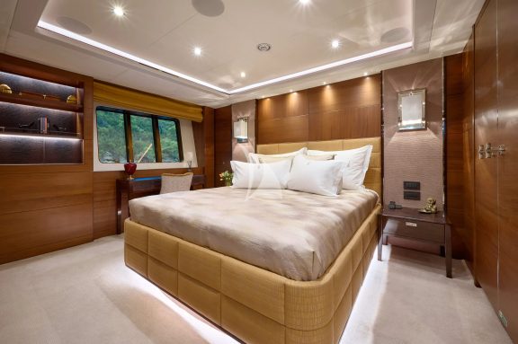 VIP Double cabin