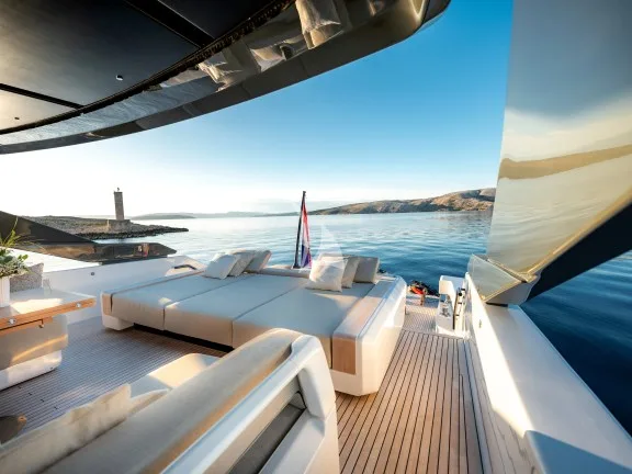 Image of KIMANI yacht #11