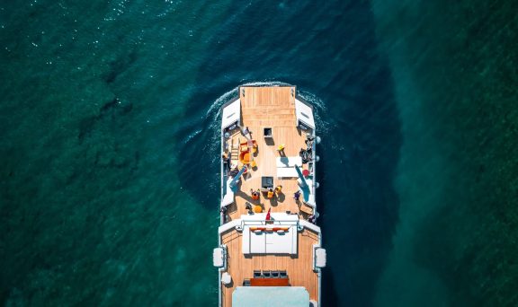 CARMEN -Aft deck with transformer platform