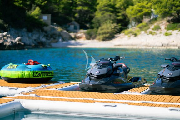 Image of Renata yacht #96