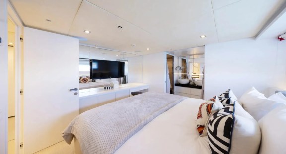 Image of ZULU 3 yacht #26