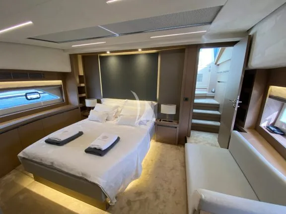 Image of BAZINGA yacht #11