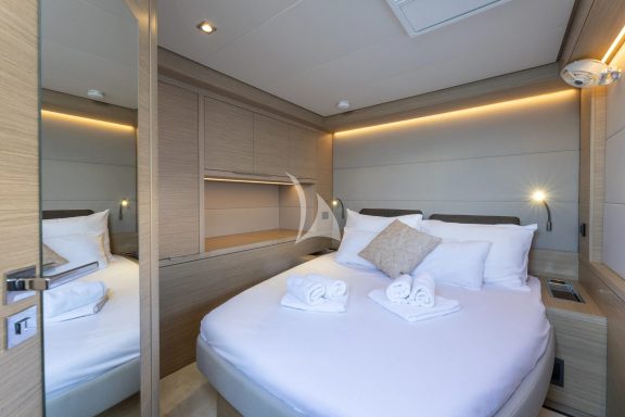 Image of ARTISAN yacht #21