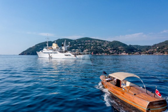 Image of CHRISTINA O yacht #4