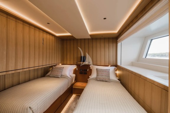 Twin Cabin