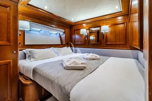 Convertible cabin