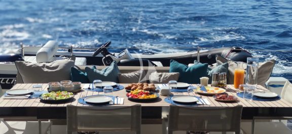Dining setup