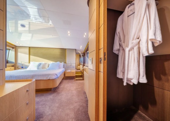 Image of IVA yacht #27