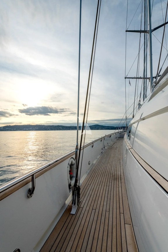 Main deck side gangway