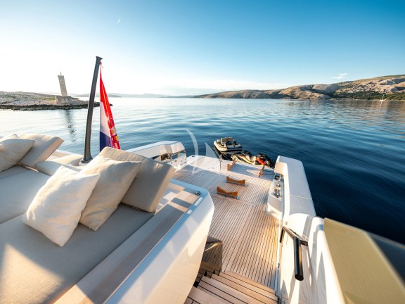 Image of KIMANI yacht #12