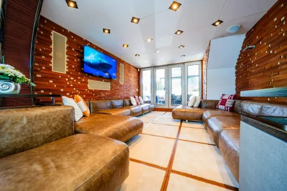 Main Salon