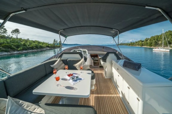 Image of JANTAR yacht #19