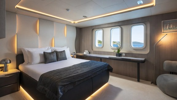 VIP cabin