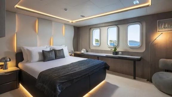 VIP cabin