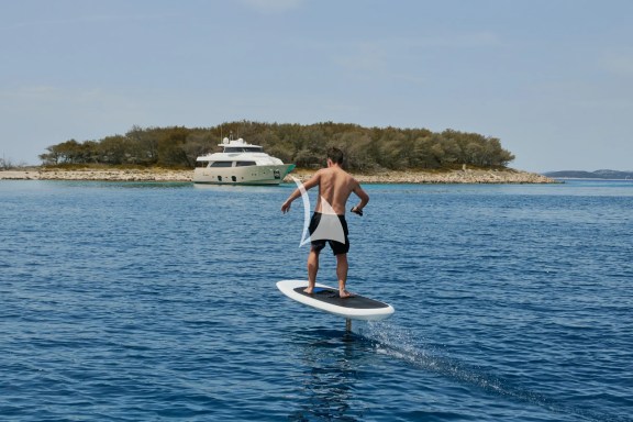 Navetta 26 Friend's Boat Flying board