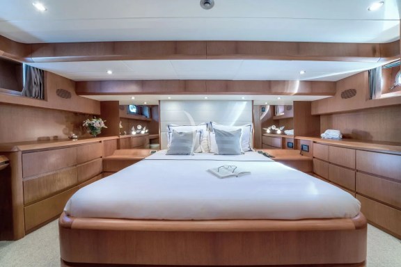Image of JANTAR yacht #6