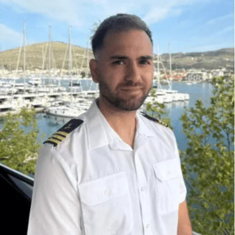 Crew of ONE BLUE|Marko Smolić — First Officer