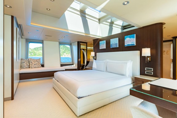 Image of BELLA yacht #9
