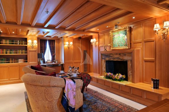 Image of CHRISTINA O yacht #37