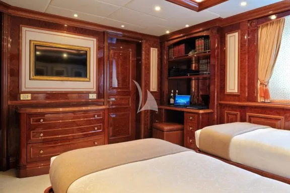 Convertible (double/twin) guest cabin
