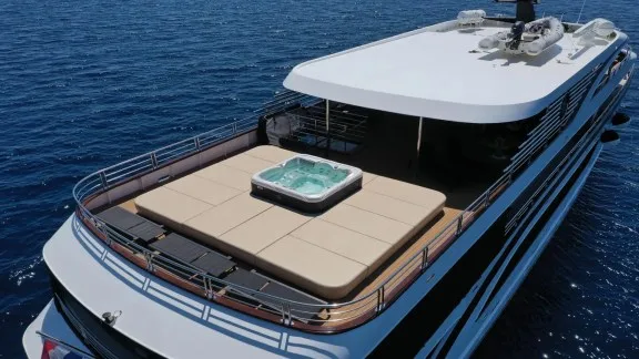 Image of NERA EXCELLENCE yacht #6