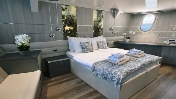 Image of NERA EXCELLENCE yacht #44
