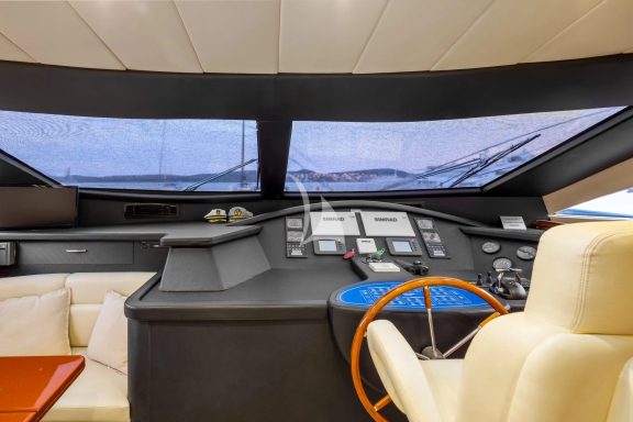 Image of LADY LONA yacht #22