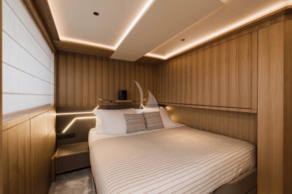 Double Cabin