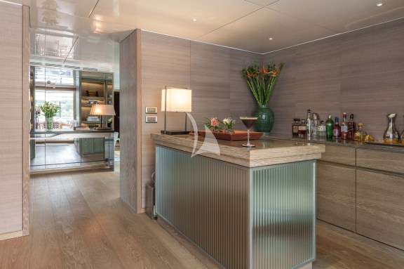 Upper salon bar