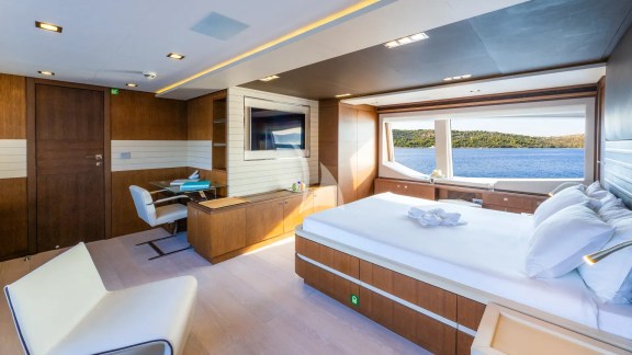 Image of MORNING STAR yacht #30