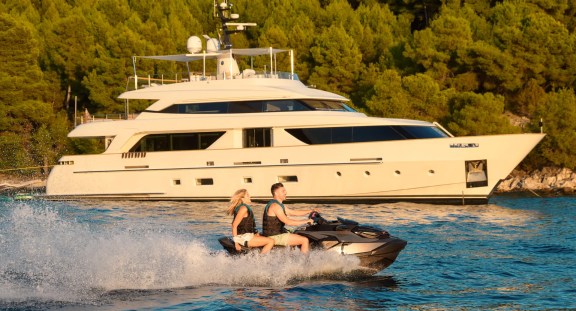 Image of ZULU 3 yacht #40