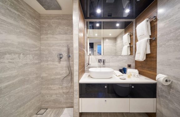 Triple Cabin Ensuite