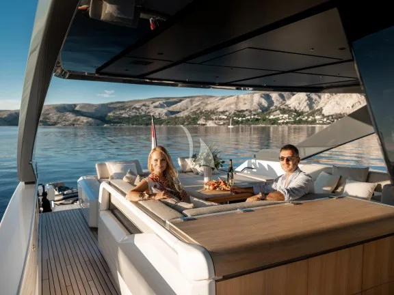 Image of KIMANI yacht #35