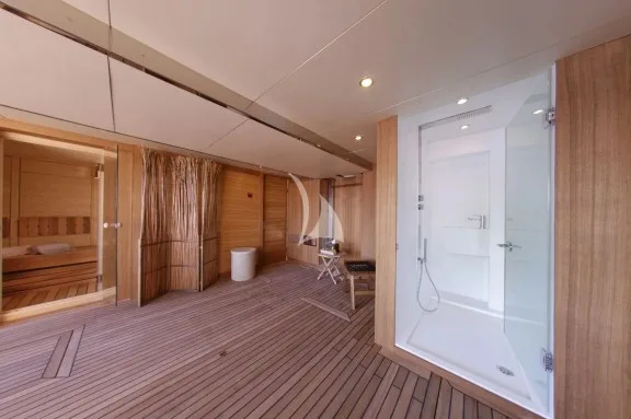 Beach Club with swimming platform (5 x 4.4m), sauna, shower & a wide range of gym equipment (36 sq.meters total)