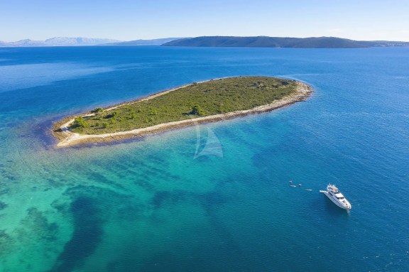 HOPE I islands view