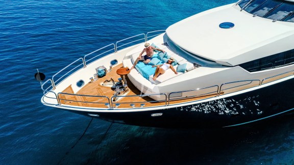 Arago Bow view