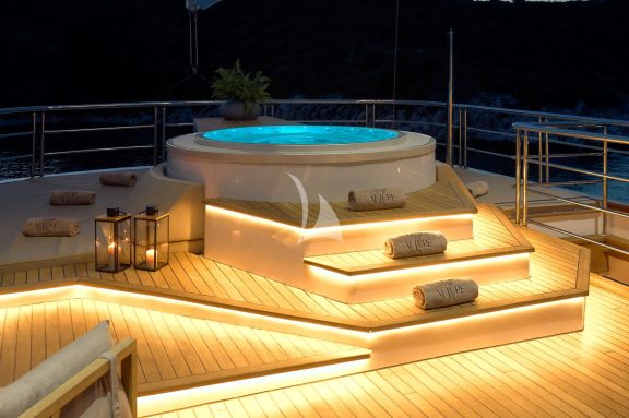 Image of MARALLURE yacht #25