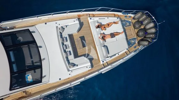 Foredeck lounge area